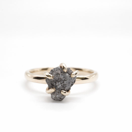 Black uncut raw diamond one carat solitaire ring, 1.09ct. (HF08)