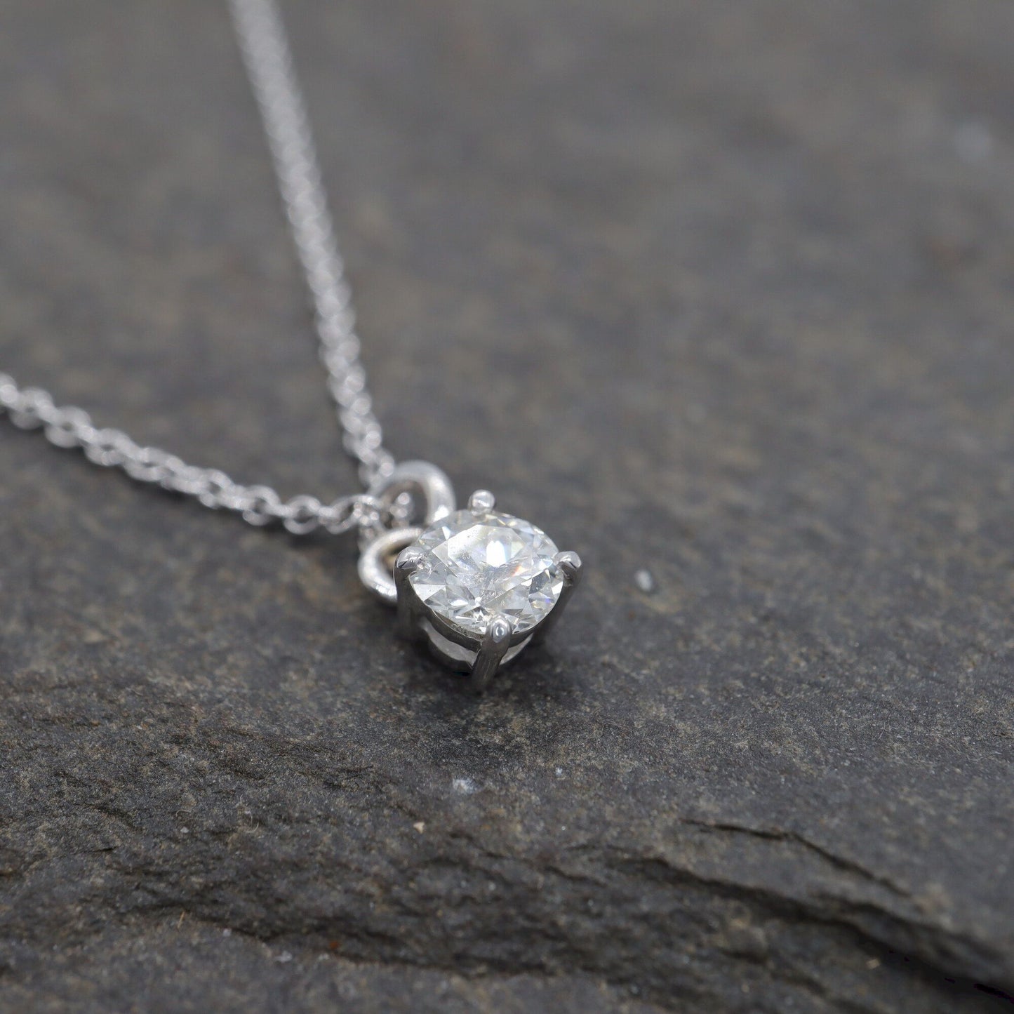White gold Diamond pendant, classic claw set drop style