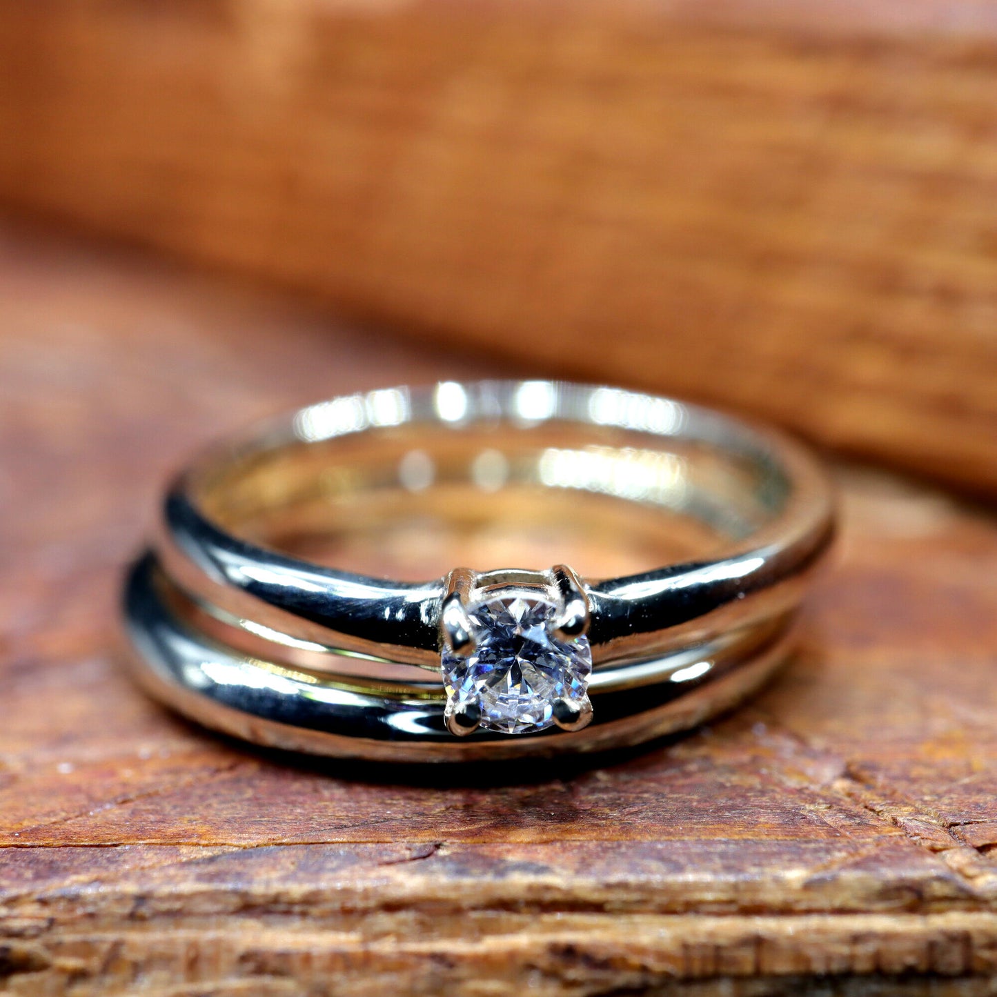 Diamond bridal gold set, Carlisle design 2mm bands.