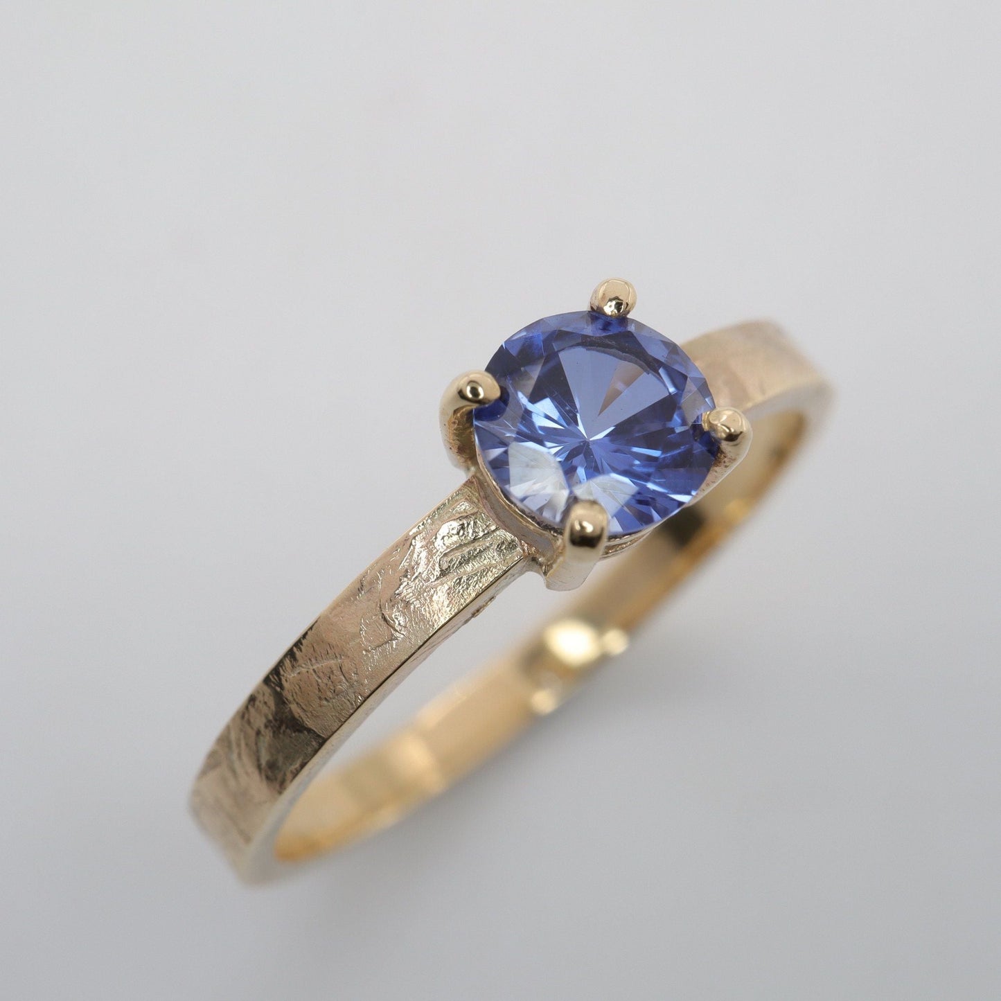 Blue sapphire solitaire gold ring, Windermere design