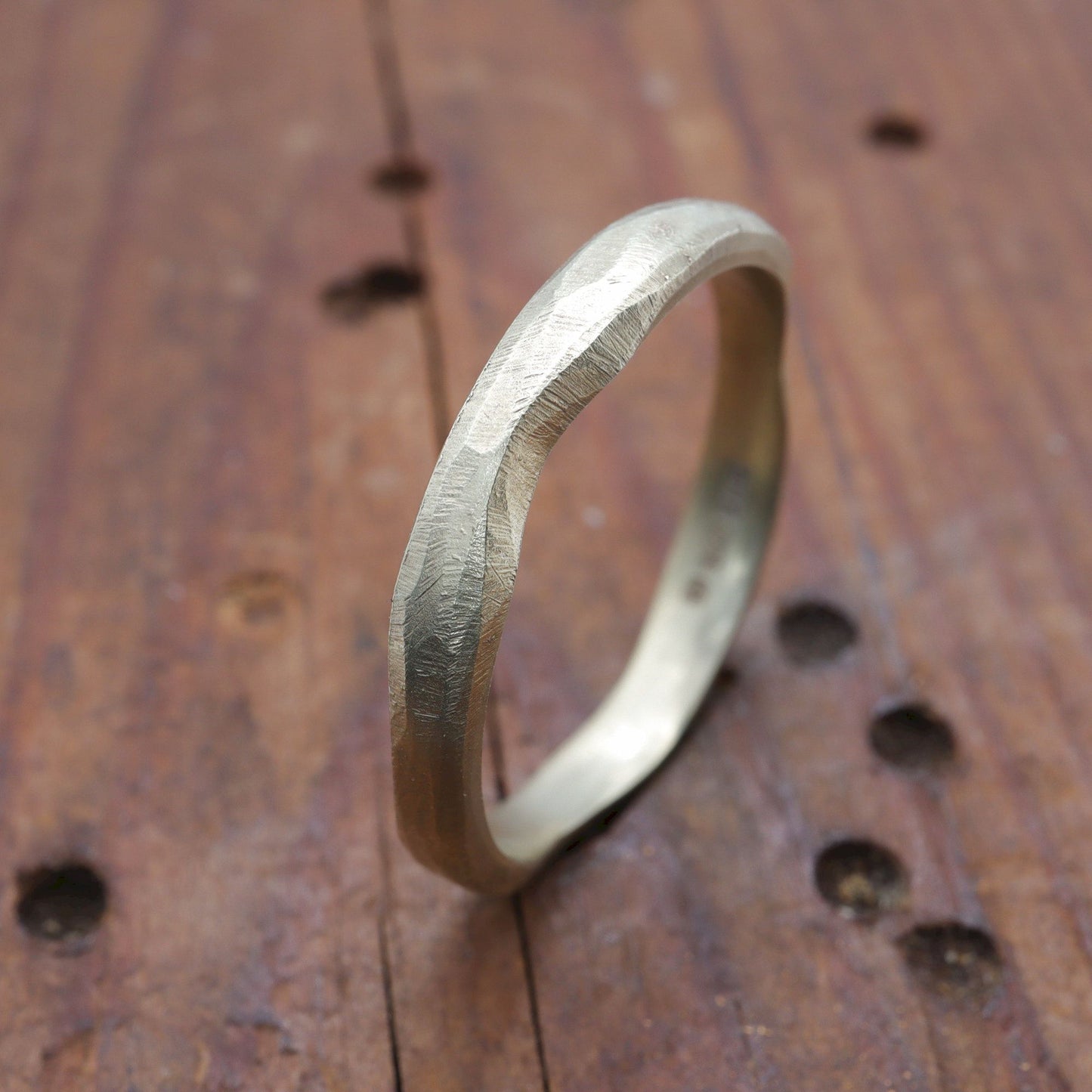 Narrow wedding ring, yellow gold Beach Sand design