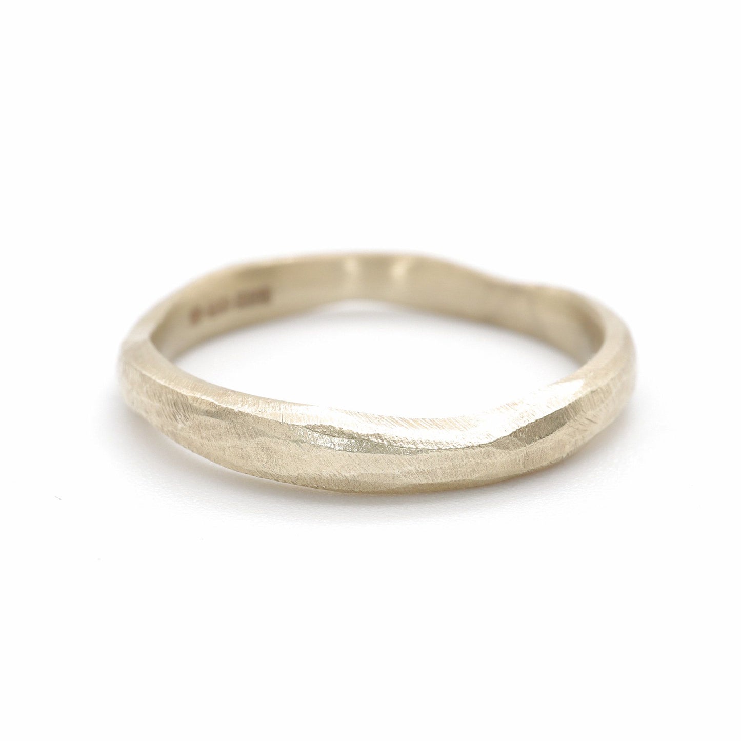 Narrow wedding ring, 18ct yellow gold Beach Sand design