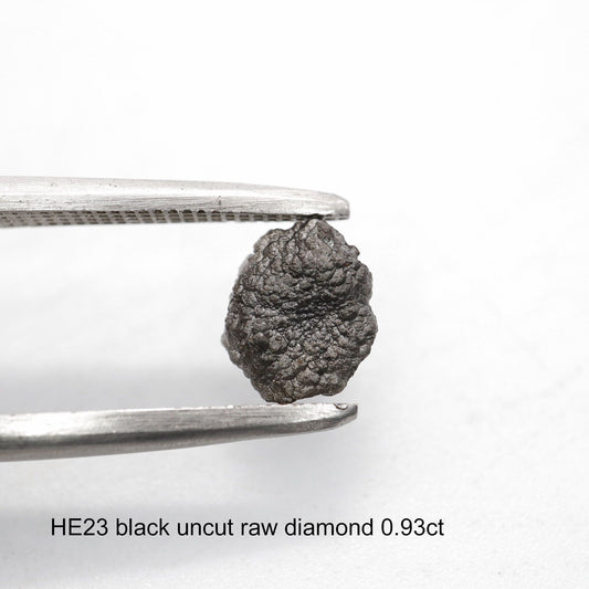 Uncut raw black diamond solitaire ring, 0.93ct. (HE23)