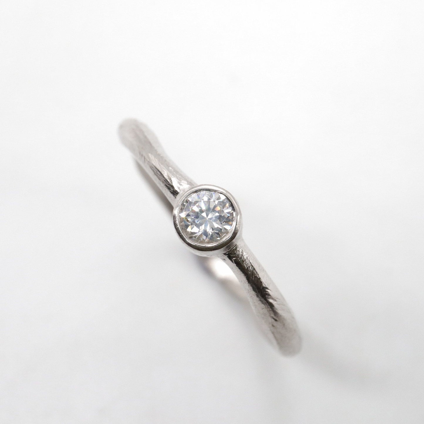 Solitaire diamond white gold minimalist narrow ring, Beach Sand design
