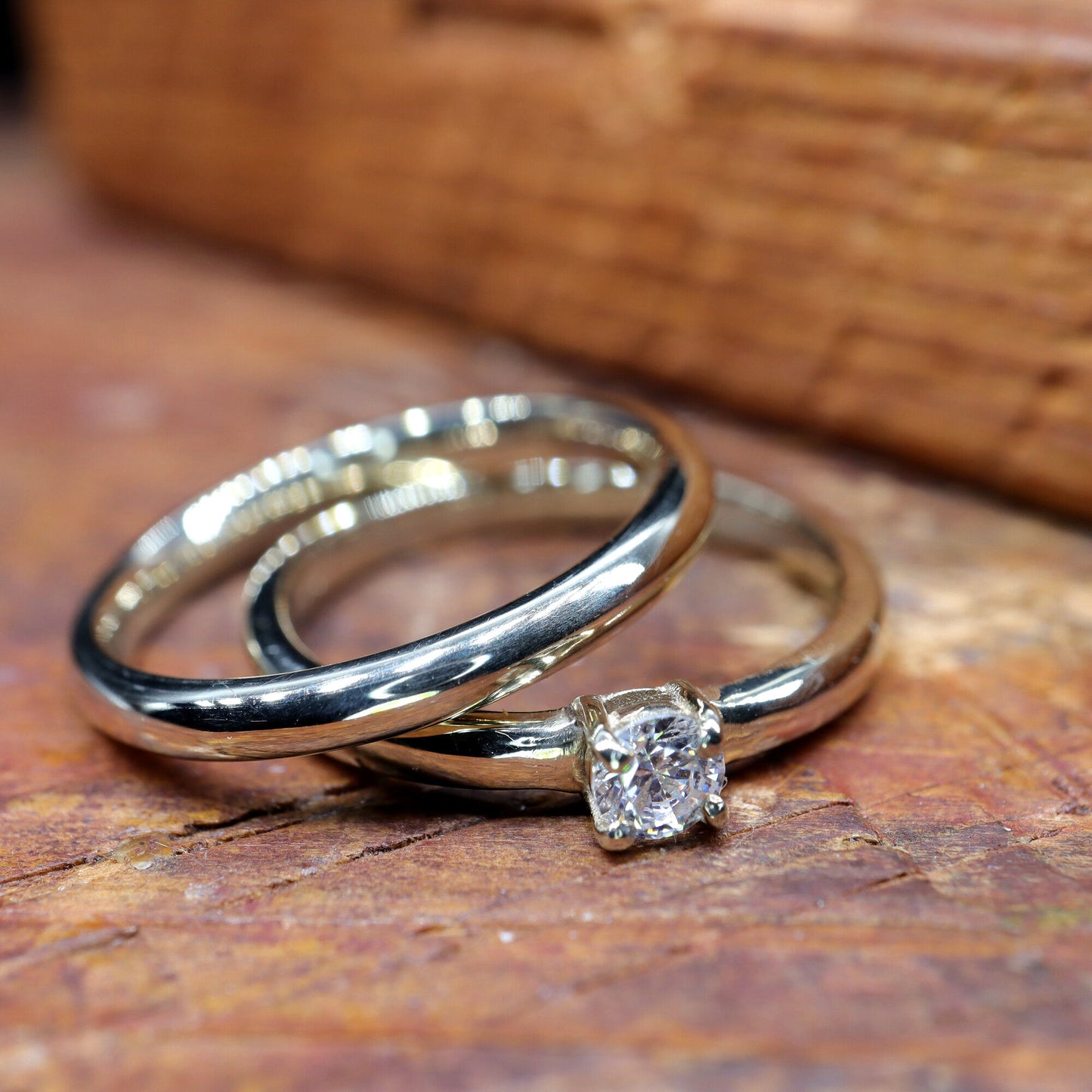 Diamond bridal gold set, Carlisle design 2mm bands.