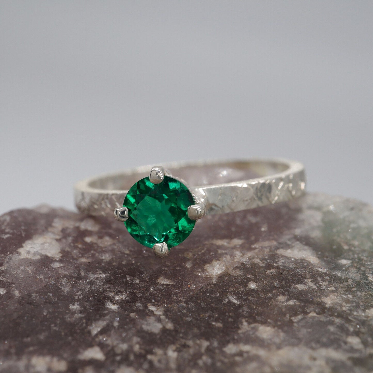 Emerald solitaire gold Kendal design ring