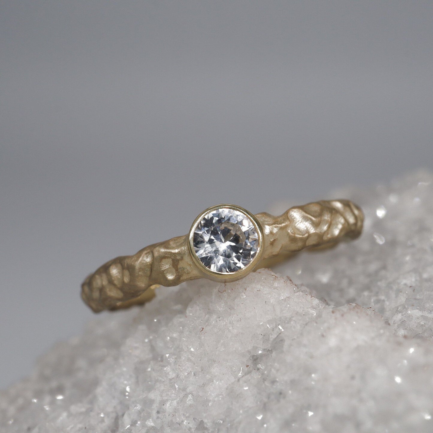 Diamond solitaire gold ring, Lakeside design