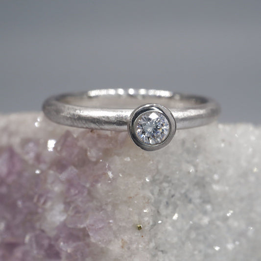 Solitaire diamond ring, Mountain Raindrop design