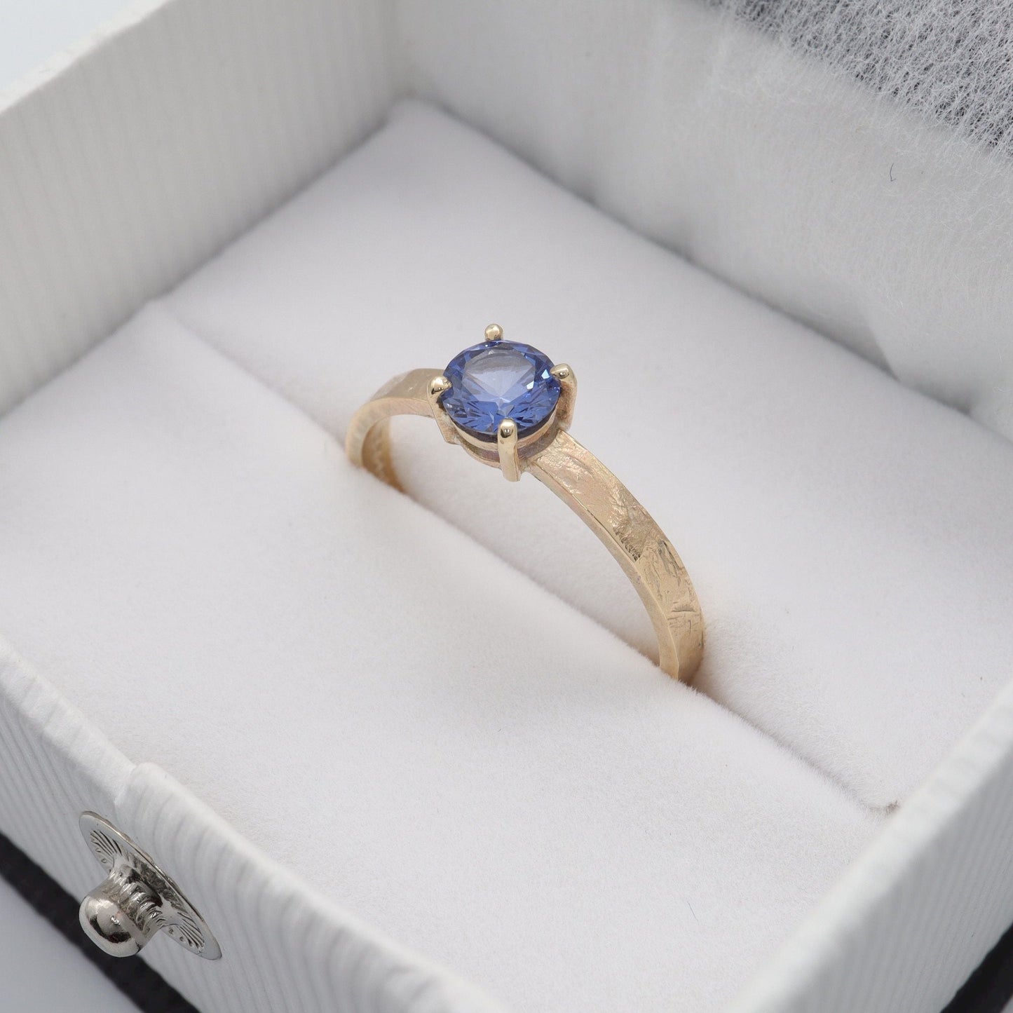 Blue sapphire solitaire gold ring, Windermere design