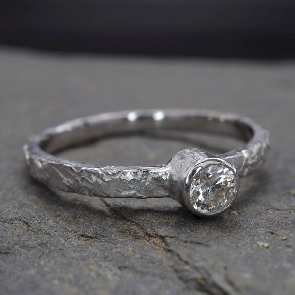 Solitaire diamond quarter carat 18ct white gold Fire design ring