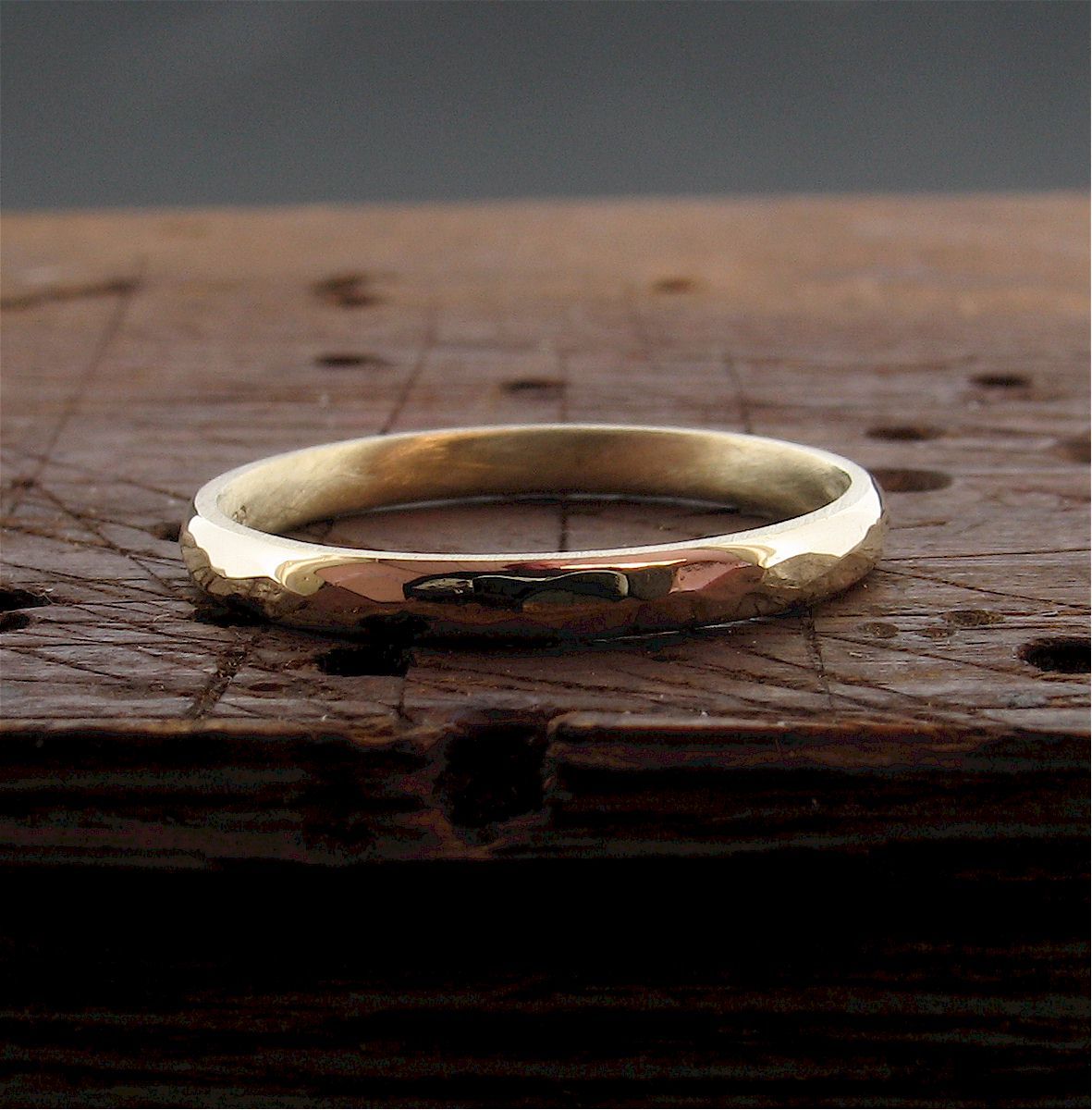 Gold thin wedding ring, Pebble design - Cumbrian Designs